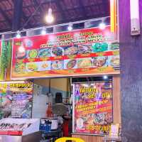 LEAVE IT ALL TO SEAFOODs