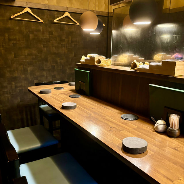 【大阪・長堀橋】おまかせで楽しむ美しい創作串揚げ「串揚げ専門店 健串」