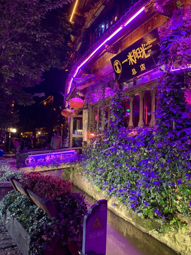 📍Lijiang, Yunan province , China 🇨🇳 