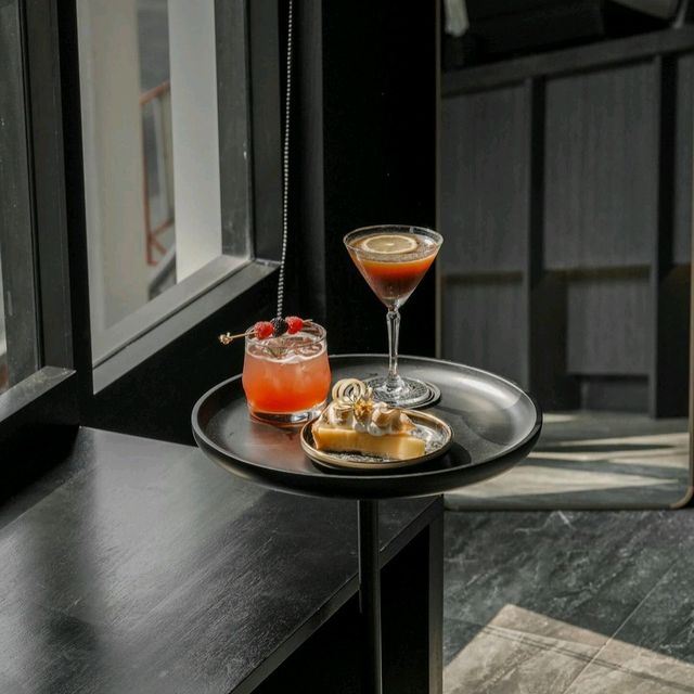 MANA Specialty Coffee  ถนนพระราม 6