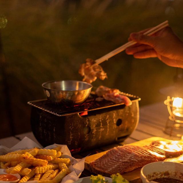 ขับรถเที่ยว Camp Tales Cafe - Glamp n Grill
