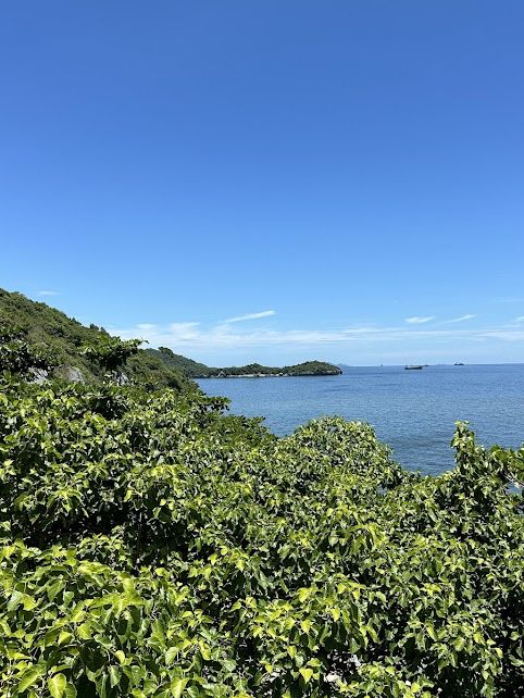 📌🌊 แหลมถ้ำพัง หรือ ถ้ำทะลุ