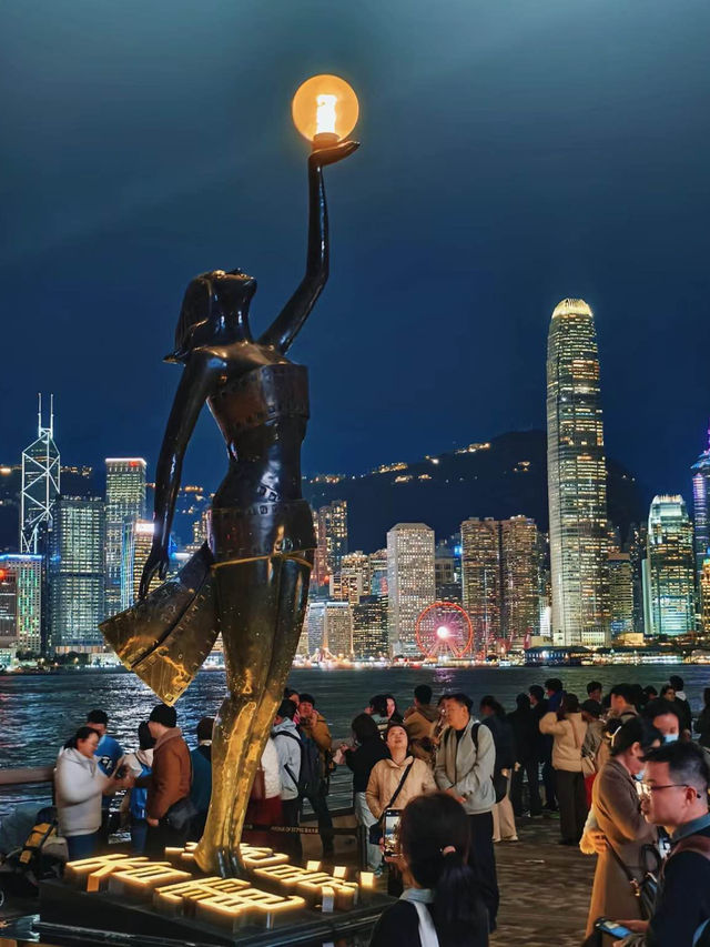 【香港維多利亞港】白天藍天白雲下的港景🔥🔥，必去景點🏖️