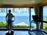 GYM ที่มีวิวสวยที่สุด ทะเลอยู่ข้างหน้าพาโนรามา 