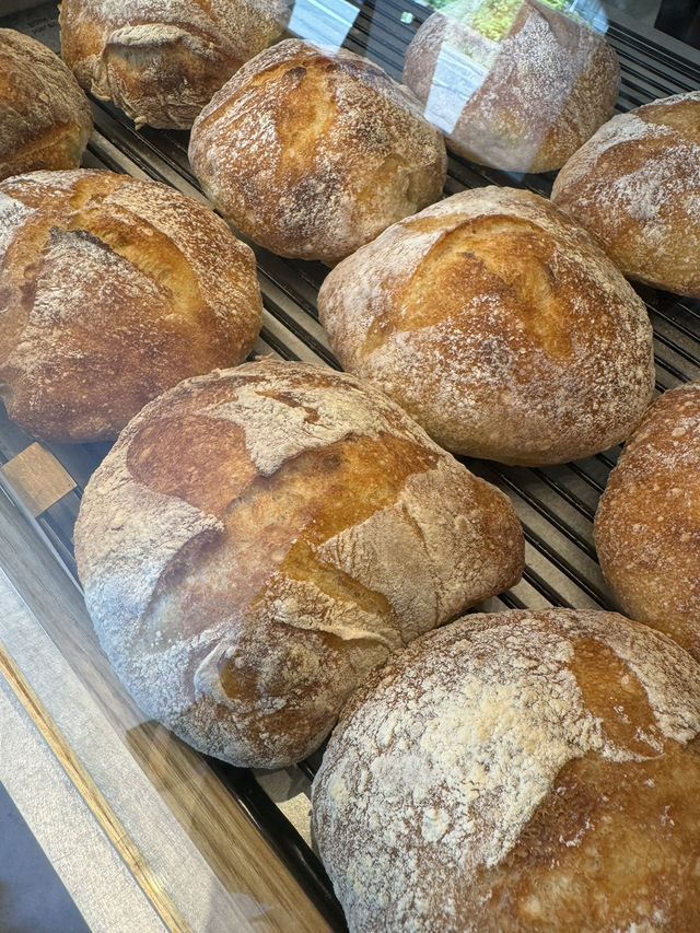 【北九州グルメ】朝7時から開いてる門司港レトロのパン屋さん🍞