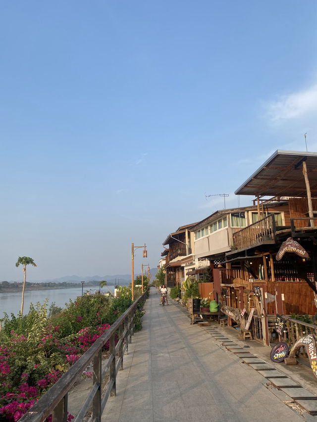 ปั่นจักรยานริมโขงเชียงคาน | จ.เลย 🚲🏡⛰️🌦️