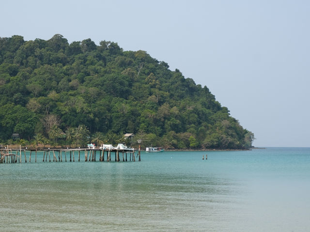 สยามบีชรีสอร์ท ที่พักแสนสงบ ติดริมชายหาดในเกาะกูด