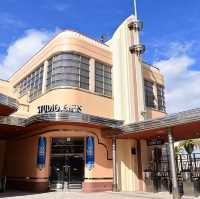 จุดคืนภาษีใน USJ : Studio Gifts West