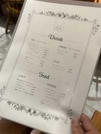 【福岡カフェ】紅茶と焼き菓子のお店で優雅なTea timeはいかが？☕️