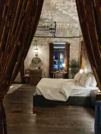 Bangkok's most instagrammable antique hotel
