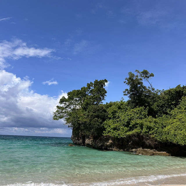 Boracay: A Timeless Tropical Escape 🏝️ 