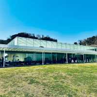  寫樂美術館：工業風藝術殿堂 🎨🏭