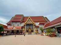 วิหารพระนอน วัดบางพลีใหญ่กลาง