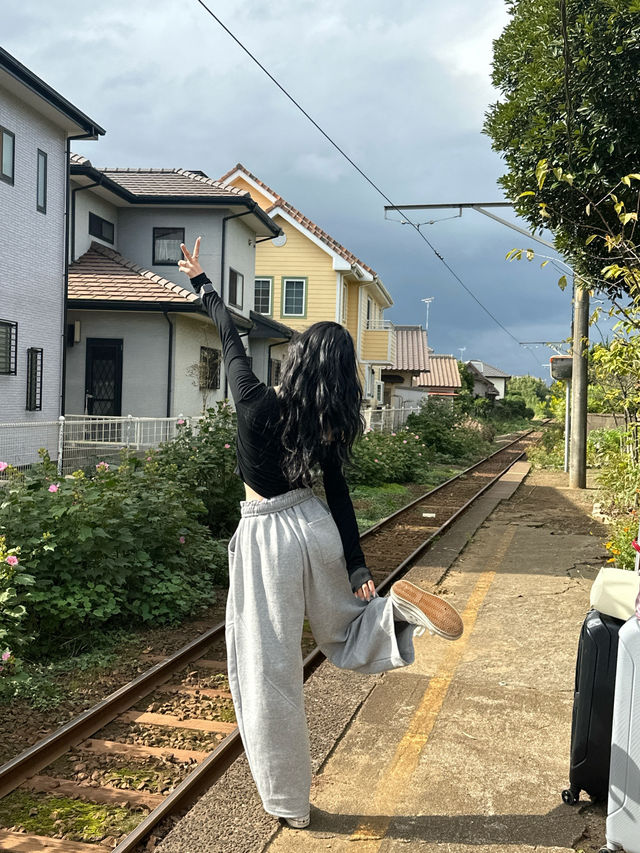 “일본에서 숨겨진 비밀, 아시카지마 역에서 만난 고요한 풍경”