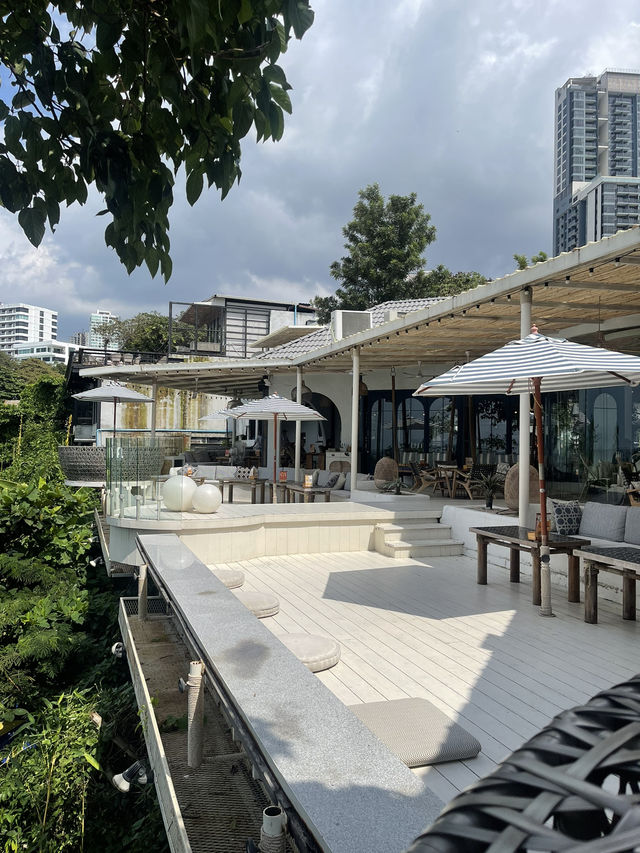 The Lunar Beach house (Pattaya)