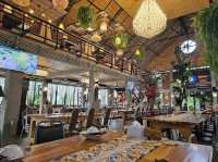 “โอ​ยั๊วะ​เมืองโบราณ​” ร้านอาหารบางปู