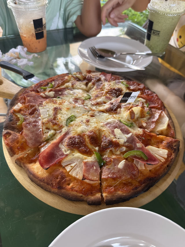 ร้าน kee ree tara ร้านอาหารริมน้ำ