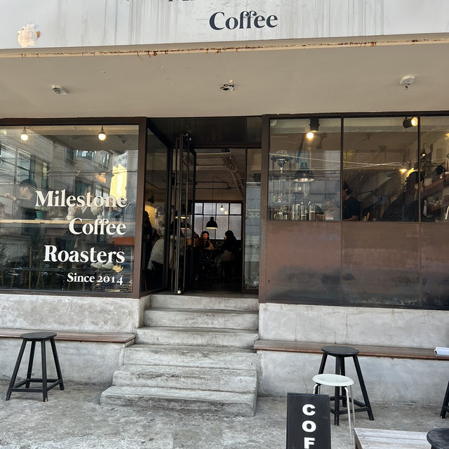 【韓国/ソウル】新沙洞カフェ☕️MILESTONE COFFEE