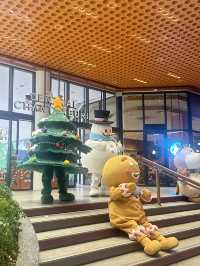🎄Happiness Shines In The City Of Gems 💎