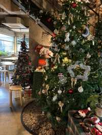 크리스마스 대형트리 카페 [딥고잉]🎄