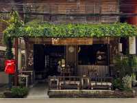 สองผัวเมีย / SongPhuaMia Cafe & Bar (Husband & Wif