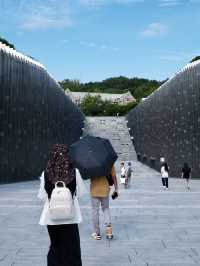 EHWA UNIVERSITY | A SCENIC CAMPUS FILLED WITH TRADITION AND MODERNITY