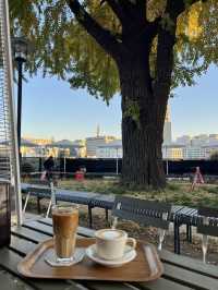 Staff Picks Cafe ย่านจงโน