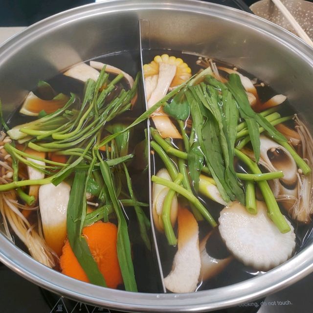 พาไปลองสุกี้ชาบูโฮมเมด รสชาติดีเด็ดในเมืองทอง
