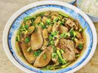 ก๋วยเตี๋ยวโตหนองมน เสิร์ฟอร่อยกว่า 45 ปี 