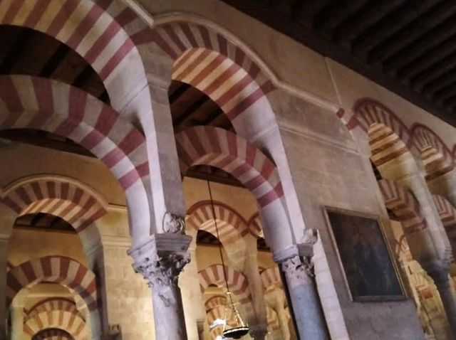 教派歷史在西班牙Mezquita Catedral留下痕跡