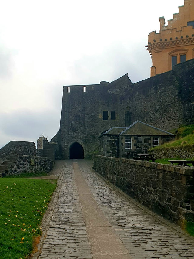 Stirling Castle: A Royal Gateway to Scotland's Past