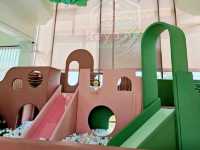 คาเฟ่เด็ก Reyn.ne' Playhouse and Cafe