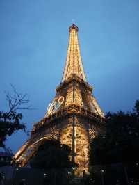 Eiffel Tower: The Icon of Paris 🇫🇷