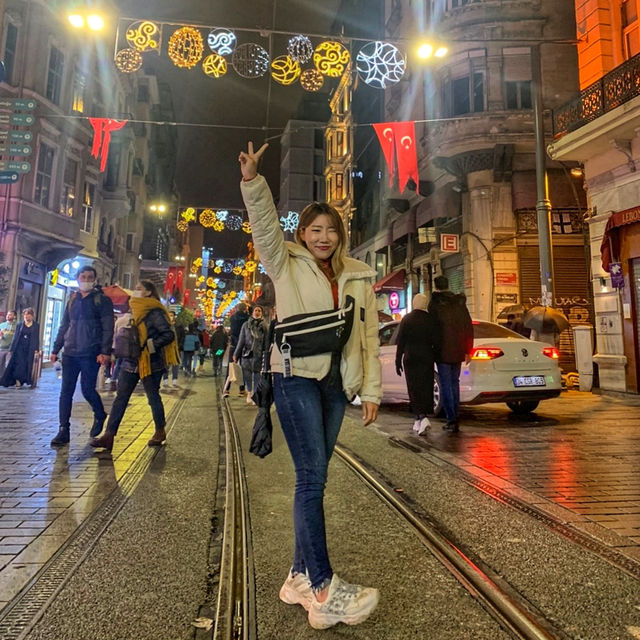 🇹🇷이스탄불 여행의 중심 갈라타 탑과 번화한 이스티클랄 거리 풍경