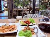 ร้าน กลมกล่อม – อาหารอร่อยเต็มคำที่หาดใหญ่