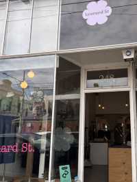 【Fitzroyで見つけたカラフルな婦人服ブランド路面店などMelbourne,Victoria,Australia】