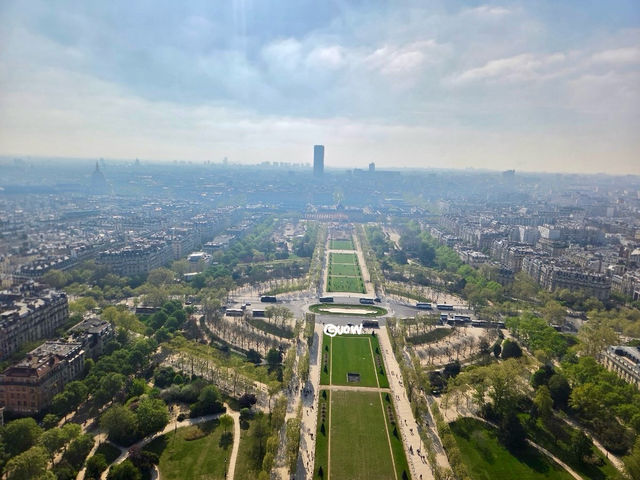 파리의 상징, 에펠탑에 올라서다! 🇫🇷✨
