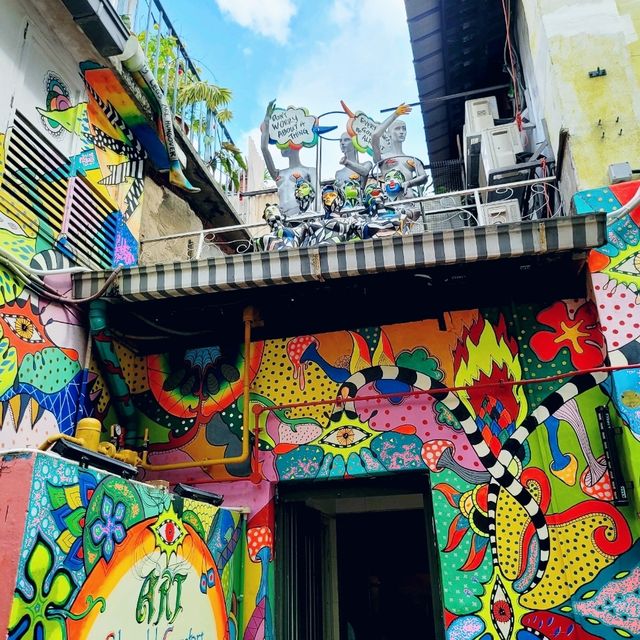 Cycling Through Colorful Haji Lane 🚴‍♂️