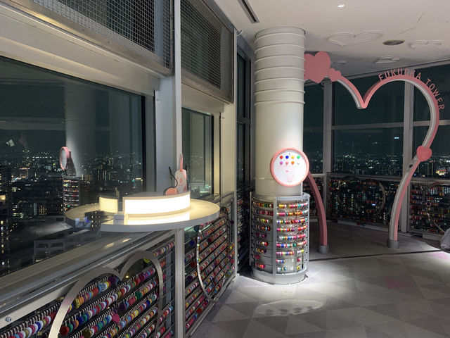 🗼 후쿠오카 타워, 하늘과 바다가 만나는 곳 🌊✨