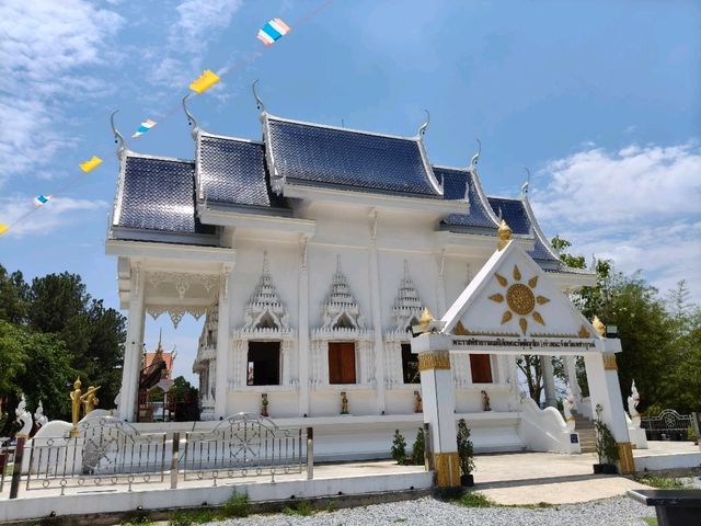 ท้าวเวสสุวรรณลอยฟ้า สายมูต้องห้ามพลาด