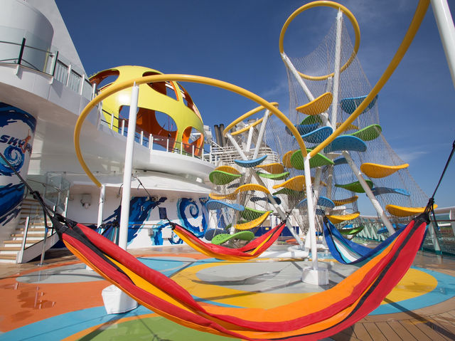 🚢⚡ Independence of the Seas Review: A Powerhouse of Fun! ⚡🚢