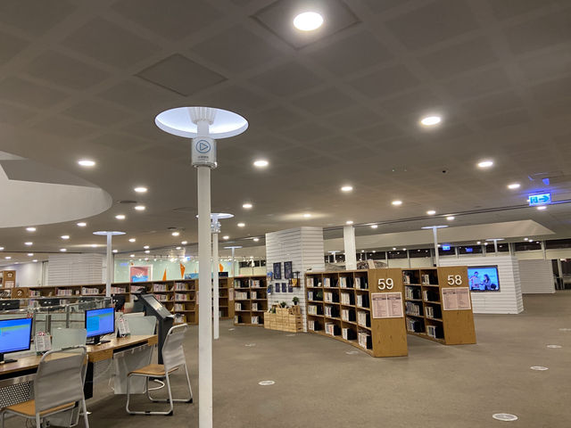  Kaohsiung Public Main Library ห้องสมุดเกาสง