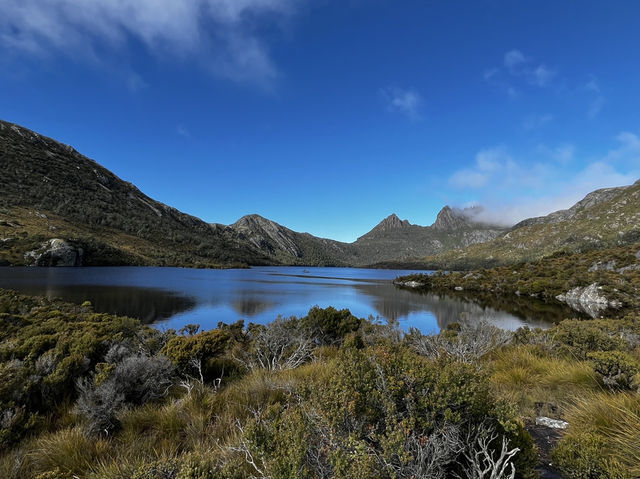 Explore the beauty of Cradle Mountain Dove Lake
