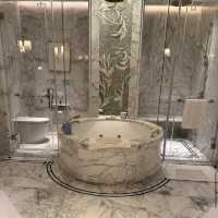 澳門麗思卡爾頓酒店 (Àomén Lìzīkǎěrdūn Jiǔdiàn) - The Ritz-Carlton, Macau
