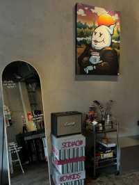 Dakids Cafe คาเฟ่สไตล์ลอฟต์โทนดาร์ก