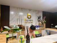 The Bliss Boutique Trang 