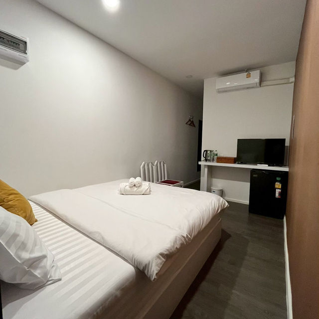 NOMADS HOMESTAY & Restaurant 🌴 ที่พักฟีลดี 