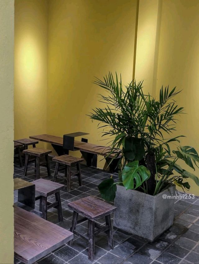 Continental Club by THAI YEN