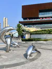 Immerse in the Blue Vibe of Jinmao Harbour