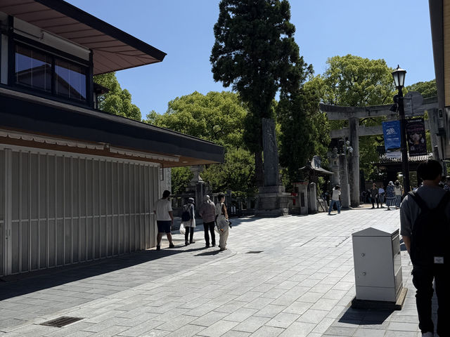 Dazaifu ศาลเจ้าใกล้ fukuoka